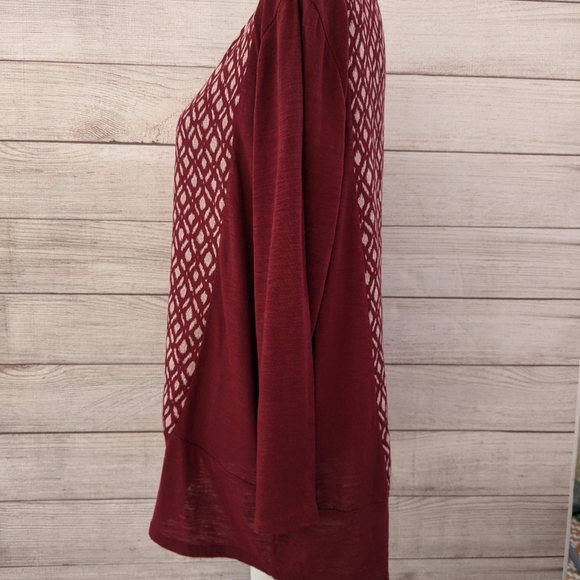 Lucky Brand top size large, red and white diamonds - Picture 2 of 10